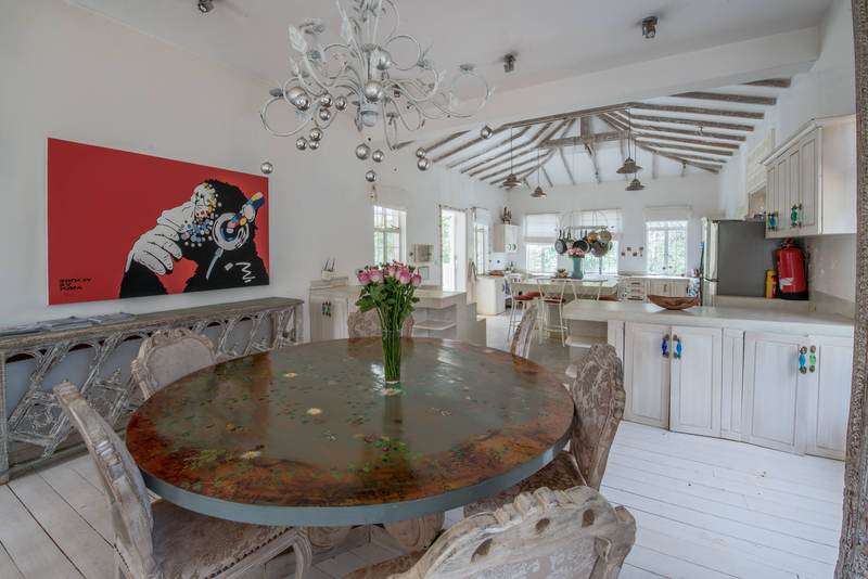 The Karen Manor - Gallery 4